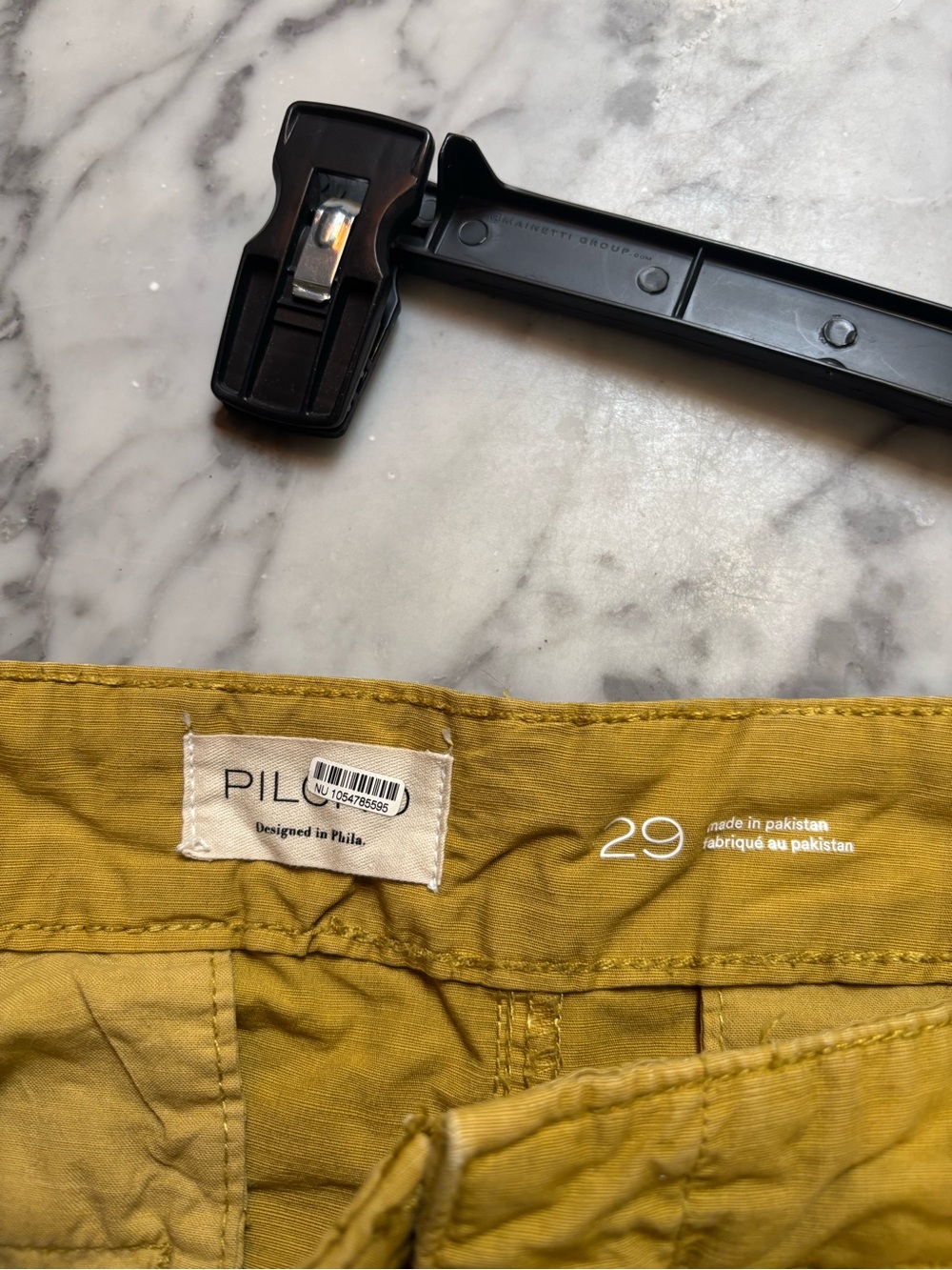 Pilcro women’s Mustard Wide-Leg barrel cropped Pants - Picture 3 of 3